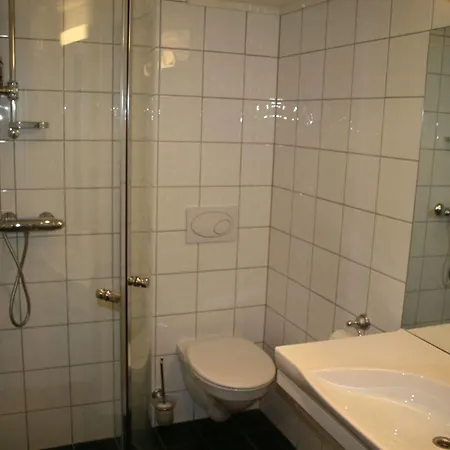 Astoria 3*
